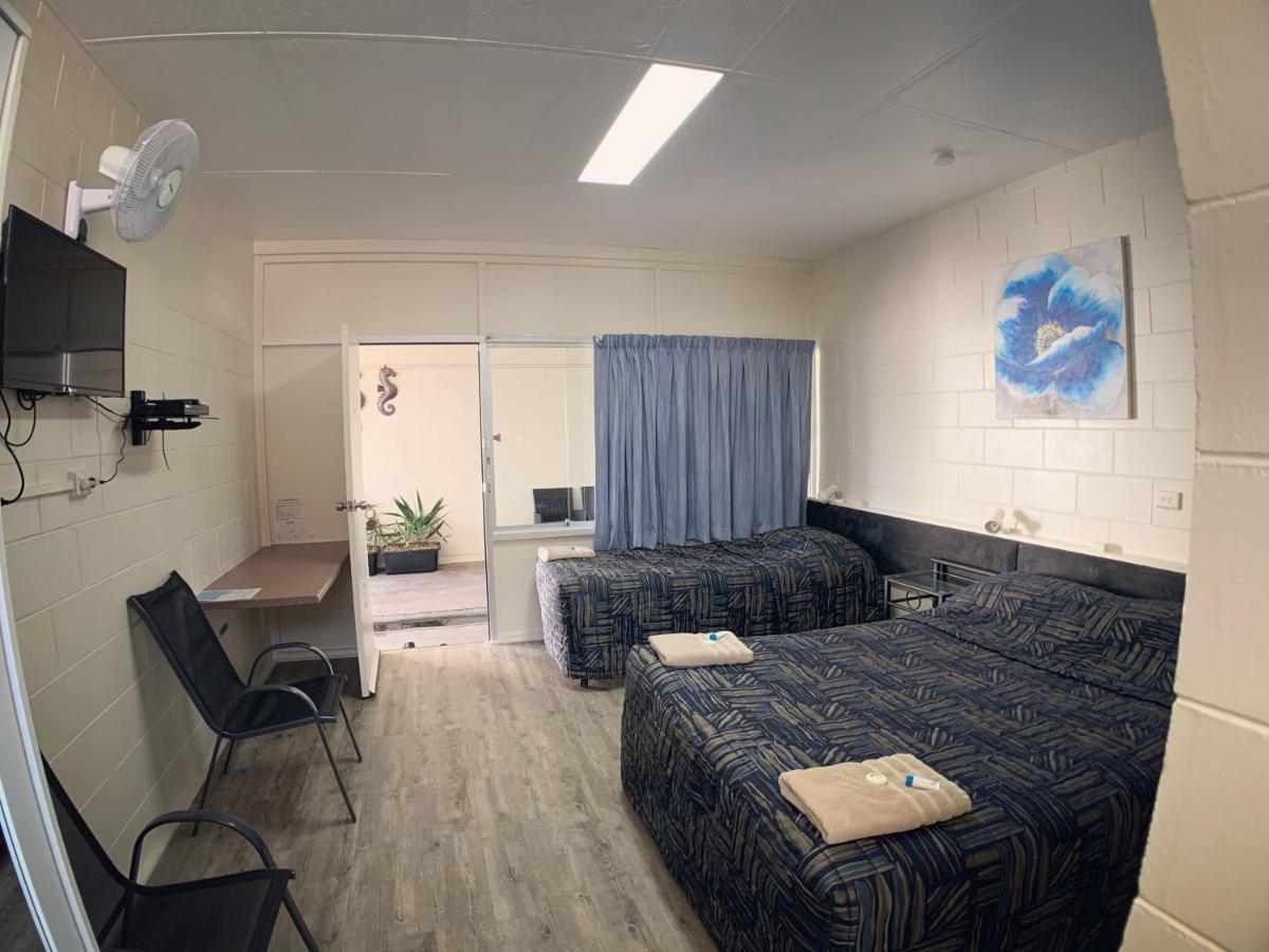Tropical City Motor Inn อายร์ ภายนอก รูปภาพ